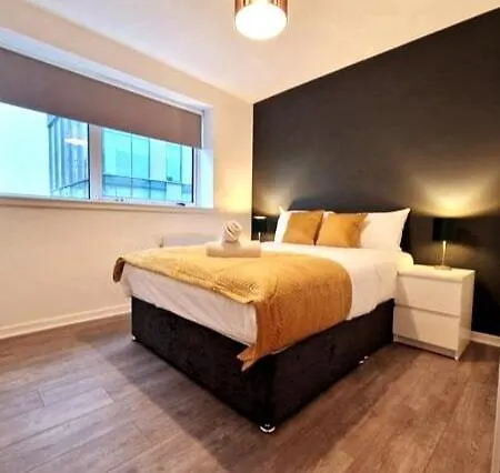 Super Stylish 2 Bed, 2 Bath Голуэй