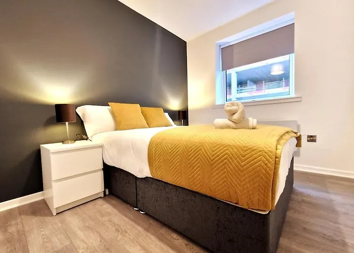 Super Stylish 2 Bed, 2 Bath Apartament *